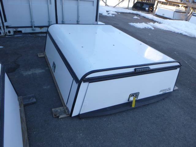 2019 - 2023 Ford Ranger 6' White ARE Truck Cap 3 2019 - 2023 Ford Ranger 6' White ARE Truck Cap - Image 3