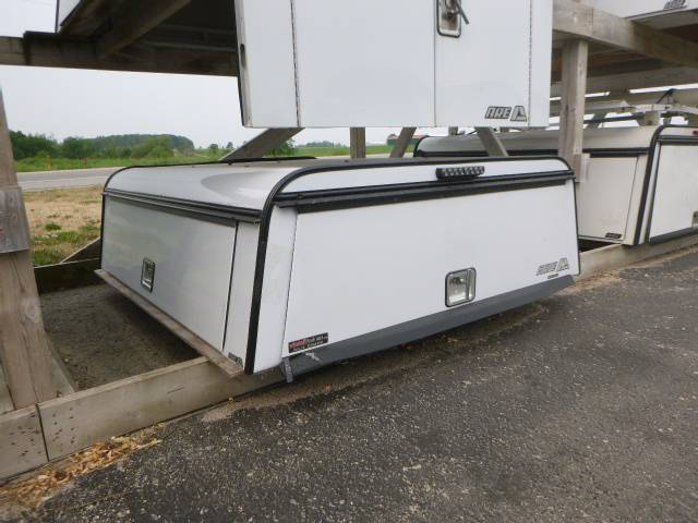 2019 - 2023 Ford Ranger 6' White ARE Contractor Truck Cap 3 2019 - 2023 Ford Ranger 6' White ARE Contractor Truck Cap - Image 3