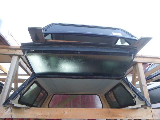 2019 - 2026 GMC Sierra 5'8 1500 GBA Black Leer 100R Truck Cap - Image 4