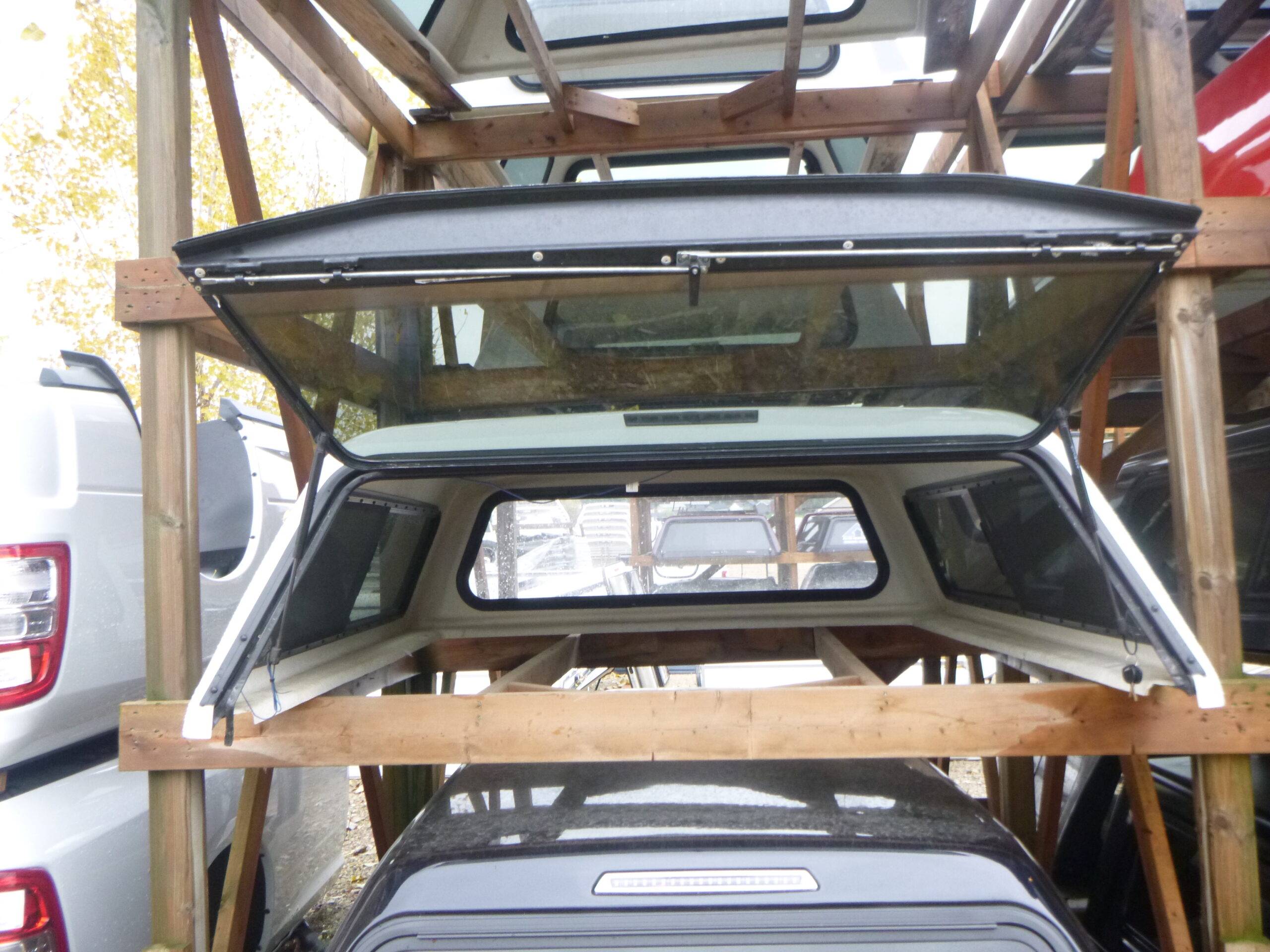 2015 - 2020 Ford F150 6'6 UG Platinum White Contour 3 Truck Cap 4 2015 - 2020 Ford F150 6'6 UG Platinum White Contour 3 Truck Cap - Image 4