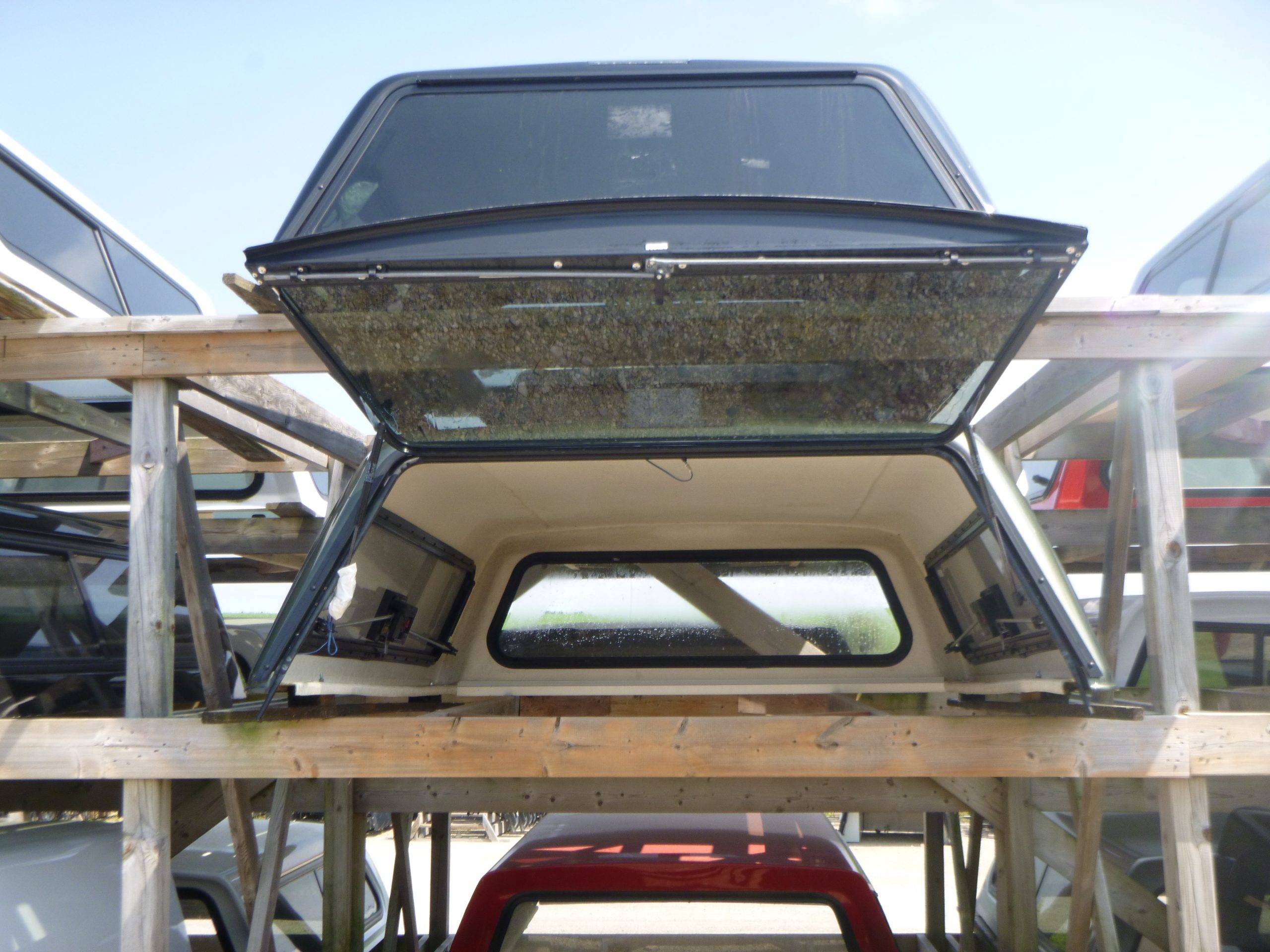 2009 - 2018 Dodge Ram 6'4 CREW Cab PFP Olive Green ARE Truck Cap 4 2009 - 2018 Dodge Ram 6'4 CREW Cab PFP Olive Green ARE Truck Cap - Image 4