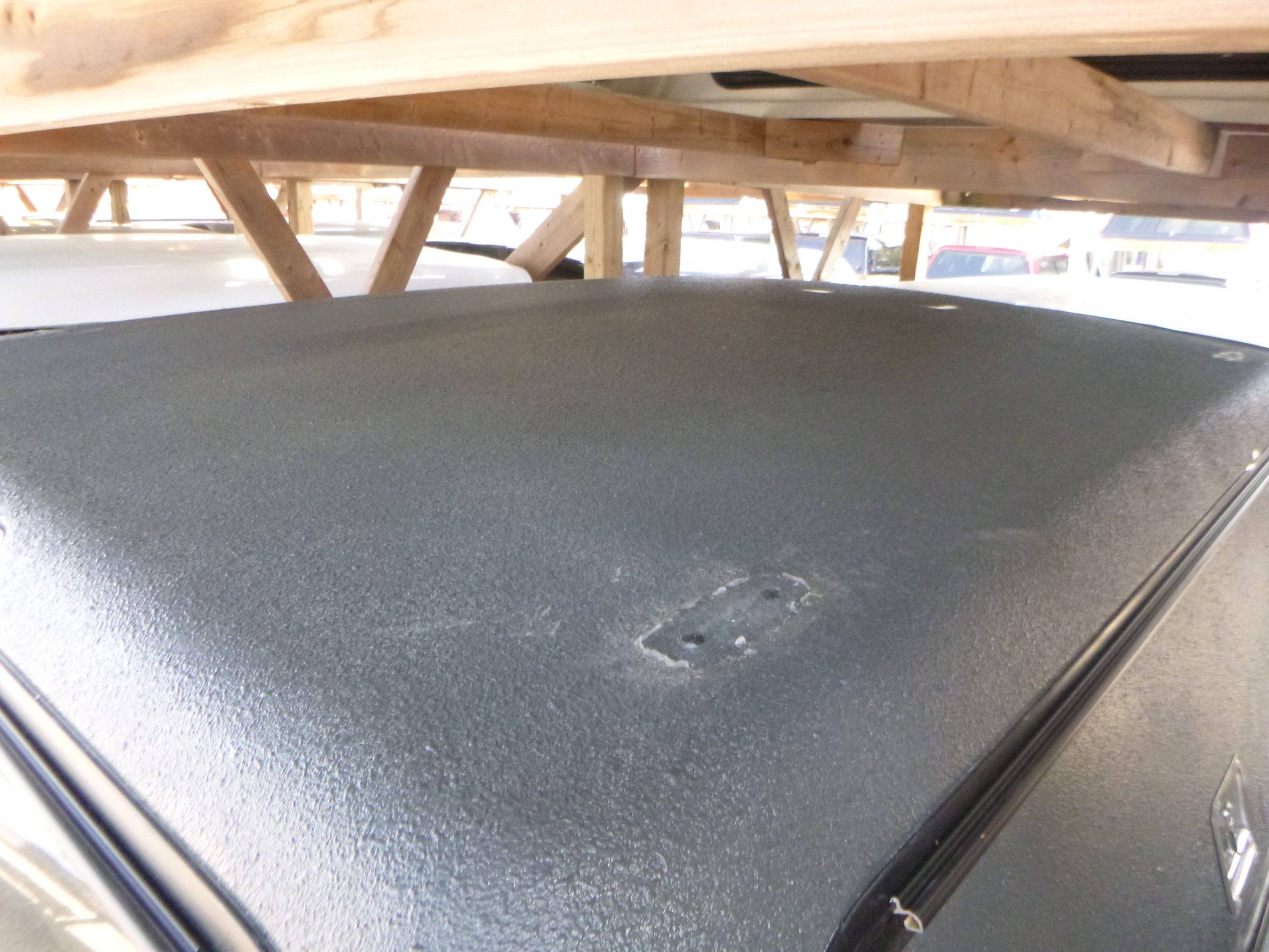 2016 - 2024 Nissan Titan 6'6 Grey Leer 100RCC Truck Cap 5 2016 - 2024 Nissan Titan 6'6 Grey Leer 100RCC Truck Cap - Image 5