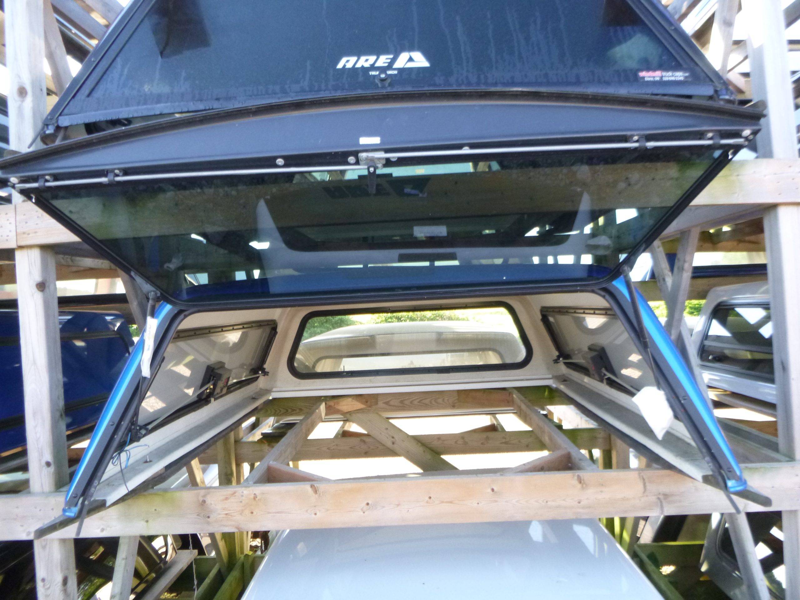 Dodge Ram 6'4 Crew Cab PBJ Hydro Blue ARE Truck Cap 3 Dodge Ram 6'4 Crew Cab PBJ Hydro Blue ARE Truck Cap - Image 3