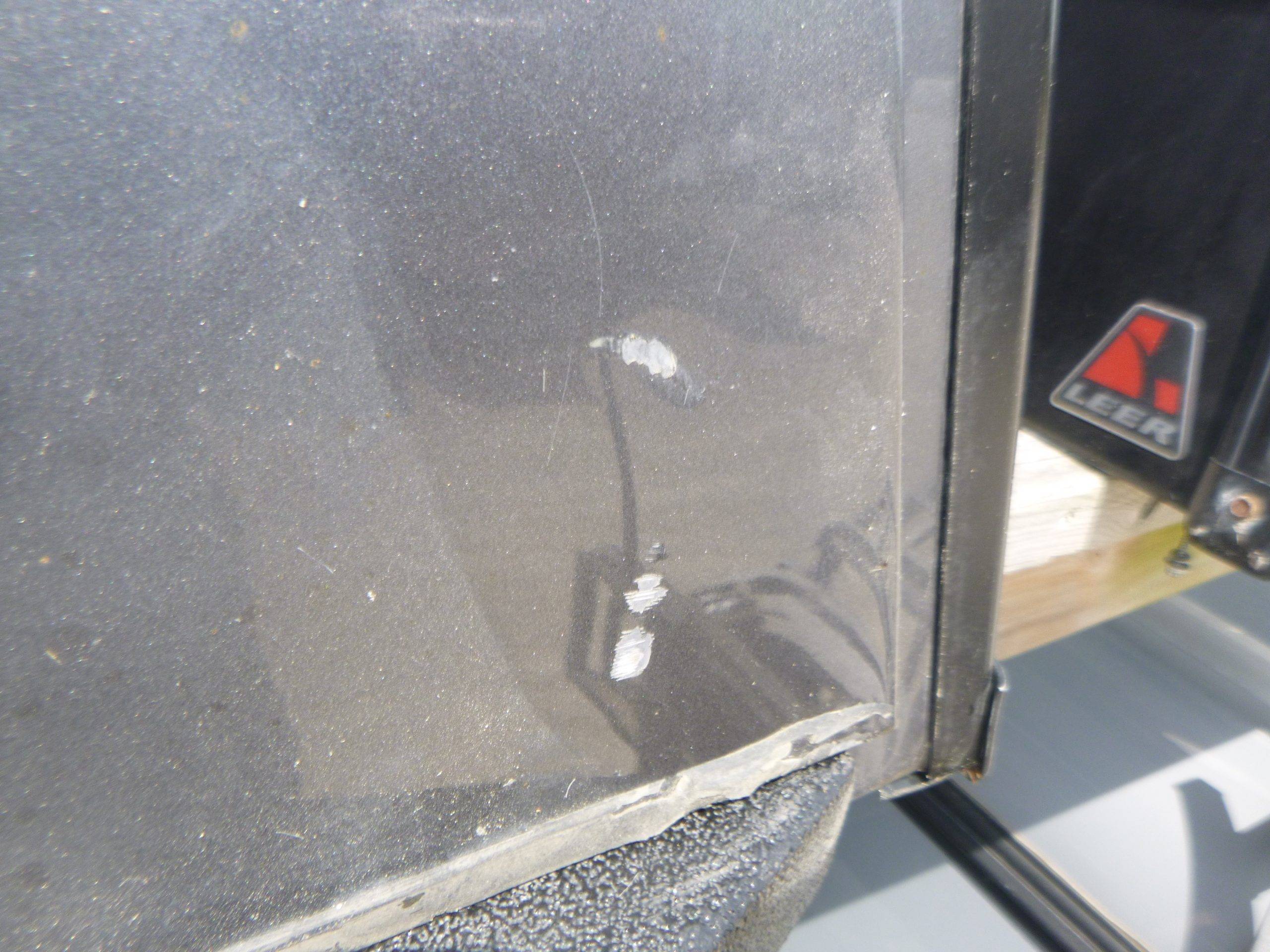 2016 - 2024 Nissan Titan 6'6 KAD Gunmetal Grey Leer Contractor Truck Cap 5 2016 - 2024 Nissan Titan 6'6 KAD Gunmetal Grey Leer Contractor Truck Cap - Image 5