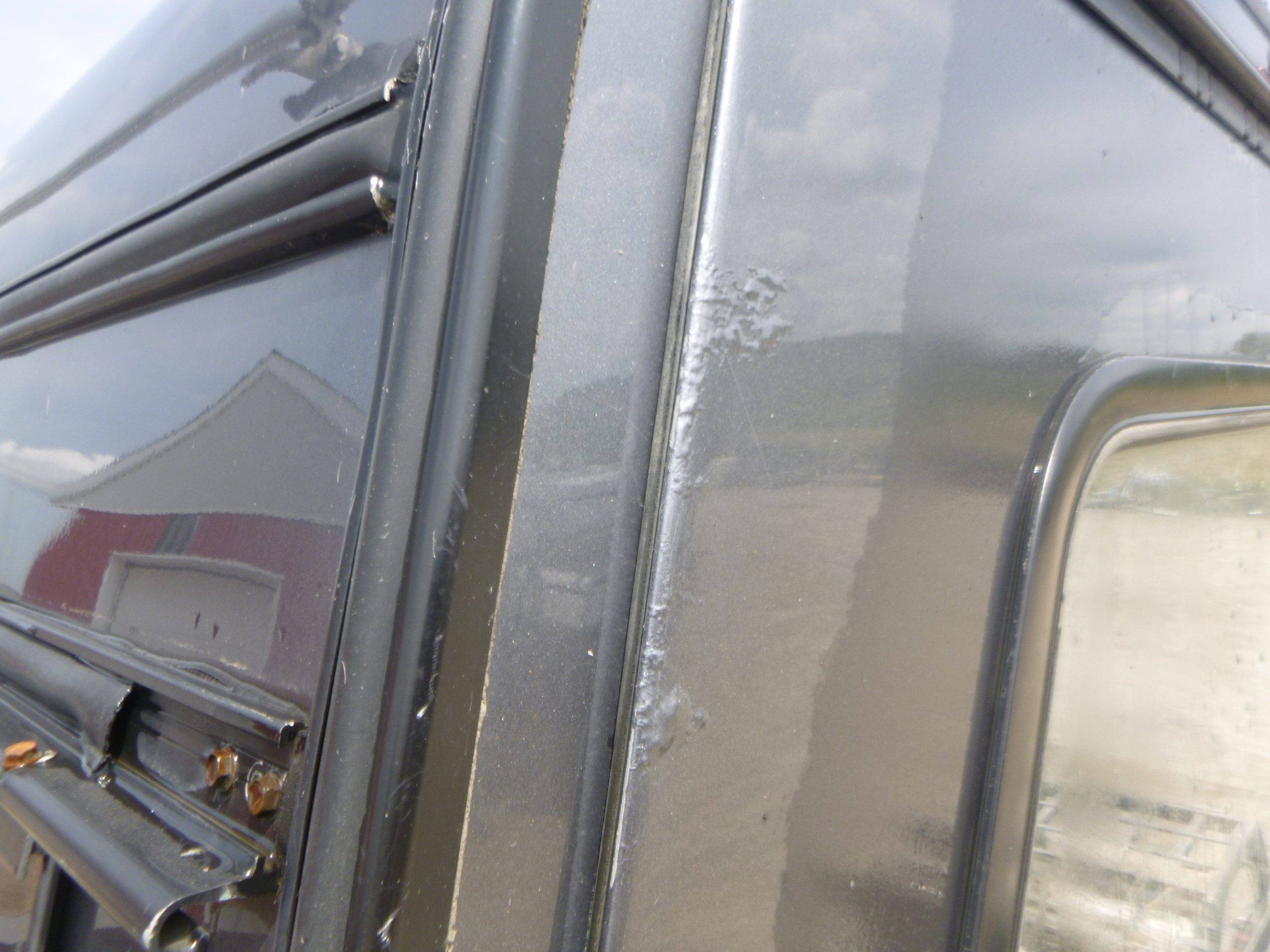 2016 - 2024 Nissan Titan 6'6 KAD Gunmetal Grey Leer Contractor Truck Cap 6 2016 - 2024 Nissan Titan 6'6 KAD Gunmetal Grey Leer Contractor Truck Cap - Image 6