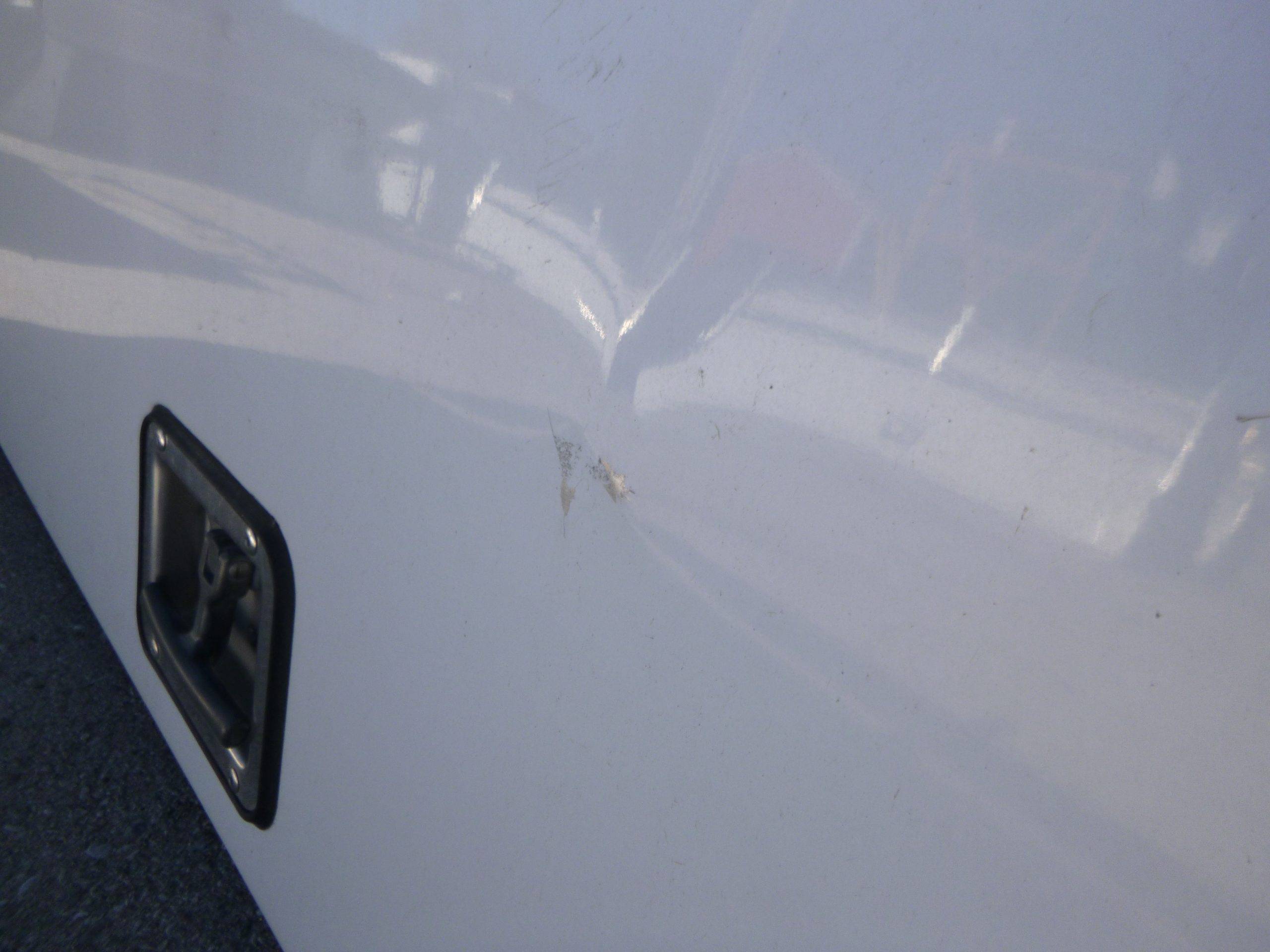 2015 - 2022 Chevrolet Colorado or GMC Canyon 6'2 White ARE Contractor Truck Cap 5 2015 - 2022 Chevrolet Colorado or GMC Canyon 6'2 White ARE Contractor Truck Cap - Image 5