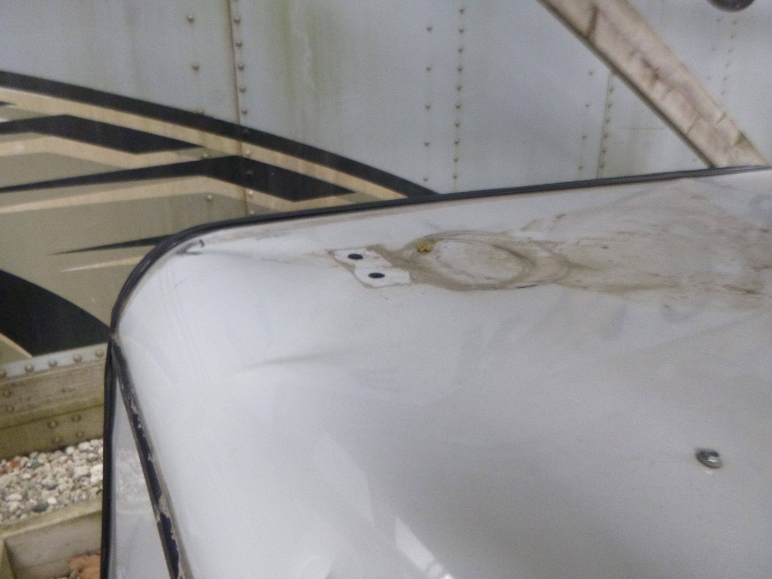 2015 - 2020 Ford F150 6'6 White ARE Contractor Truck Cap 7 2015 - 2020 Ford F150 6'6 White ARE Contractor Truck Cap - Image 7