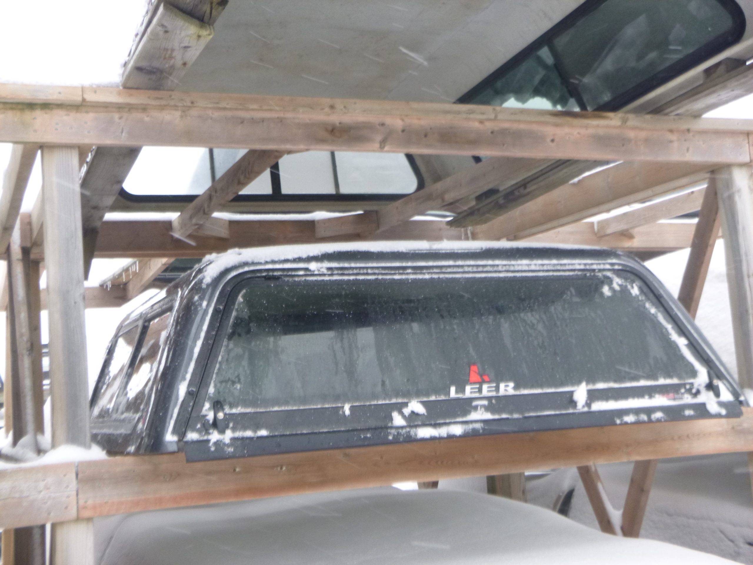 2007 - 2013 Toyota Tundra 5'6 1G3 Magnetic Grey Leer100R Truck Cap - Image 3