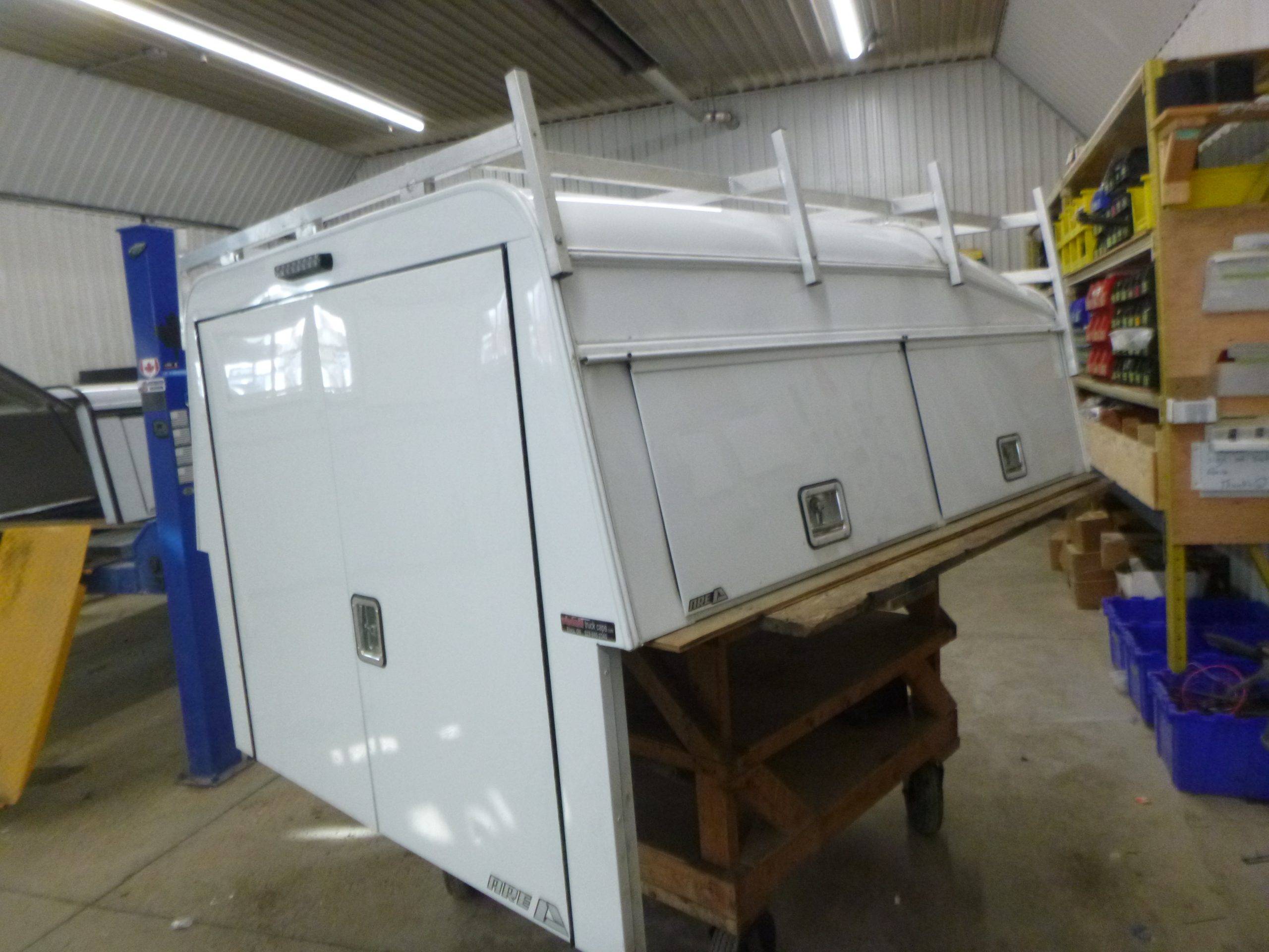 2022 - 2026 Toyota Tundra 6'6 ARE White Contractor Truck Cap 3 2022 - 2026 Toyota Tundra 6'6 ARE White Contractor Truck Cap - Image 3