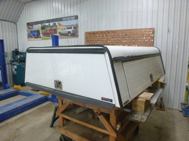 2020 - 2026 Chevrolet Silverado or GMC Sierra HD 2500/3500 6'9 White Swiss Contractor Truck Cap 3 2020 - 2026 Chevrolet Silverado or GMC Sierra HD 2500/3500 6'9 White Swiss Contractor Truck Cap - Image 3