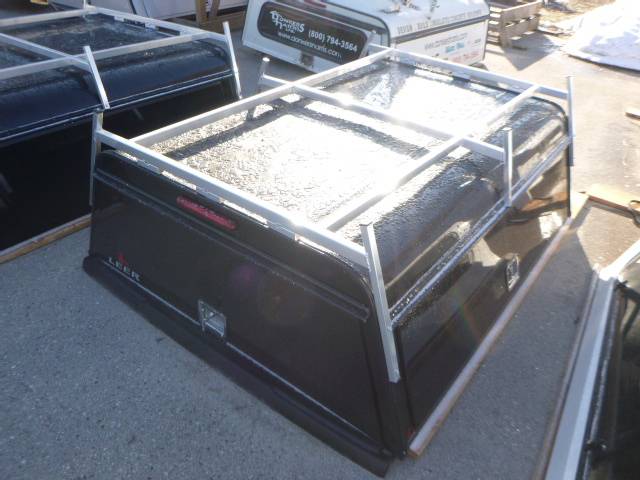 2024 - 2026 Toyota Tacoma 6'2 NEW Black Leer Contractor Truck Cap 3 2024 - 2026 Toyota Tacoma 6'2 NEW Black Leer Contractor Truck Cap - Image 3