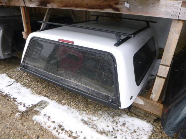 2014 - 2018 Chevrolet Silverado or GMC Sierra 6'6 White Ranch Truck Cap - Image 3