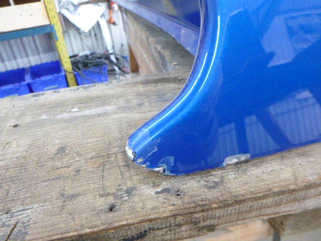 2009 - 2014 Ford F150 5'6 SZ Blue Flame Leer100R Truck Cap 7 2009 - 2014 Ford F150 5'6 SZ Blue Flame Leer100R Truck Cap - Image 7