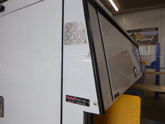 2019 - 2026 Chevrolet Silverado or GMC Sierra 6'6 White ARE Contractor Truck Cap 5 2019 - 2026 Chevrolet Silverado or GMC Sierra 6'6 White ARE Contractor Truck Cap - Image 5