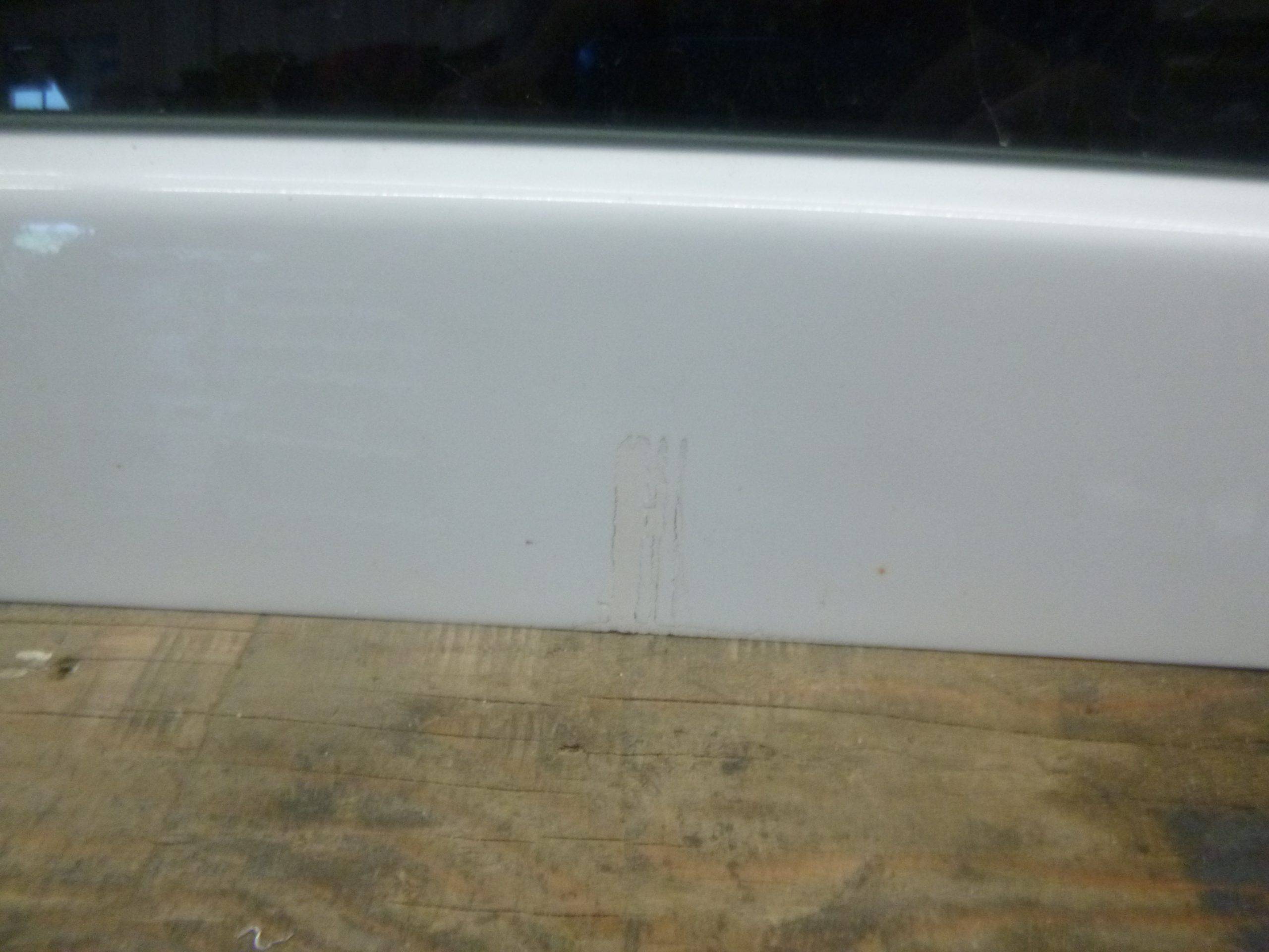 2009 - 2018 Dodge Ram 6'4 PW7 White Century Royal Truck Cap 7 2009 - 2018 Dodge Ram 6'4 PW7 White Century Royal Truck Cap - Image 7