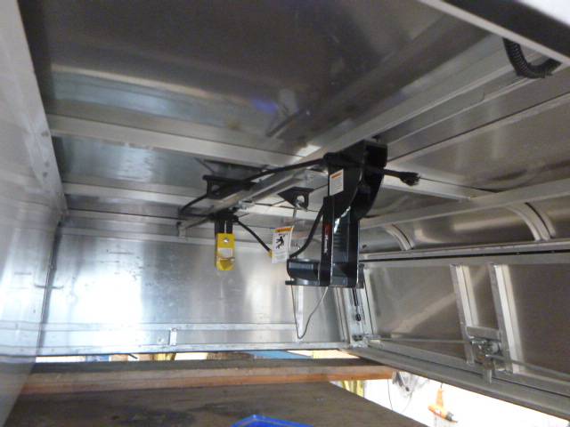 2019 - 2023 Ford Ranger 5' White ARE Contractor Truck Cap 8 2019 - 2023 Ford Ranger 5' White ARE Contractor Truck Cap - Image 8