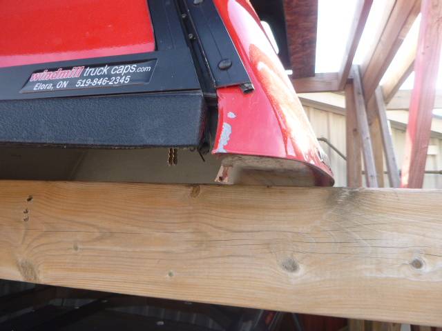 2019 - 2026 Chevrolet Silverado 1500 5'8 G7C Pull Me Over Red ARE Truck Cap 5 2019 - 2026 Chevrolet Silverado 1500 5'8 G7C Pull Me Over Red ARE Truck Cap - Image 5