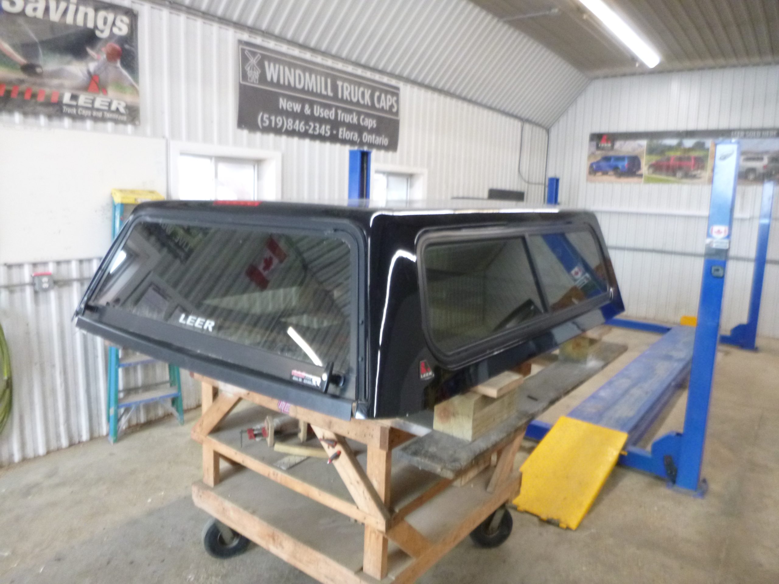 2014 - 2018 GMC Sierra or Chevrolet Silverado 6'6 41 Black Leer Legend Truck Cap 3 2014 - 2018 GMC Sierra or Chevrolet Silverado 6'6 41 Black Leer Legend Truck Cap - Image 3