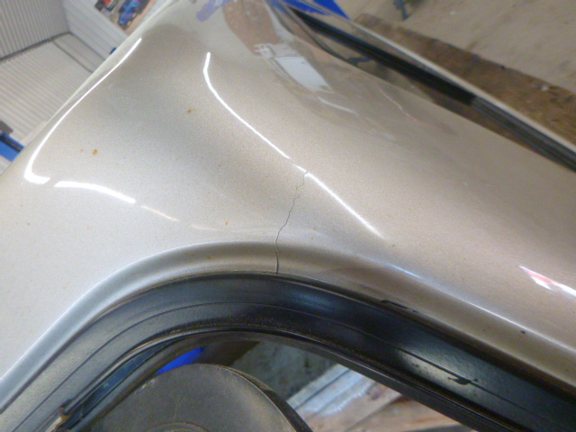 2015 - 2020 Ford F150 6'6 GN White Gold Century Truck Cap 6 2015 - 2020 Ford F150 6'6 GN White Gold Century Truck Cap - Image 6