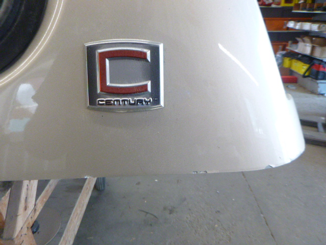 2015 - 2020 Ford F150 6'6 GN White Gold Century Truck Cap 10 2015 - 2020 Ford F150 6'6 GN White Gold Century Truck Cap - Image 10