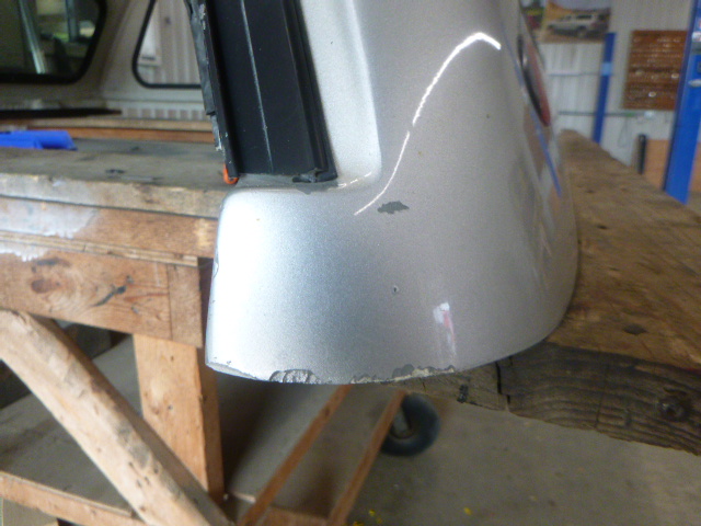 2009 - 2014 Ford F150 5'6 UX Ignot Silver Raider Truck Cap 5 2009 - 2014 Ford F150 5'6 UX Ignot Silver Raider Truck Cap - Image 5