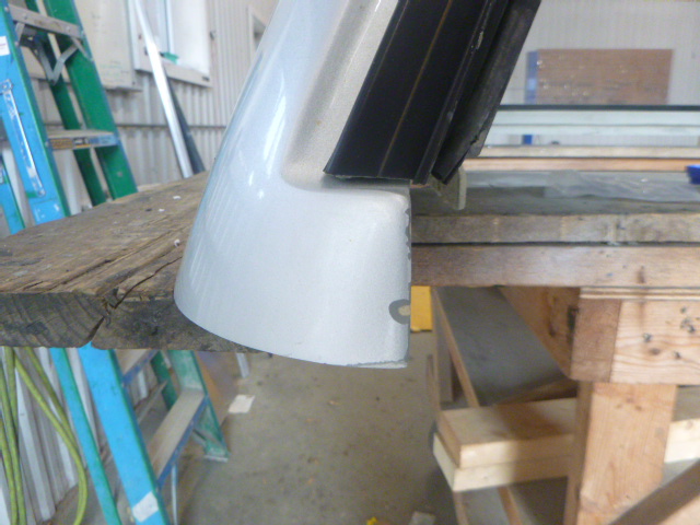 2009 - 2014 Ford F150 5'6 UX Ignot Silver Raider Truck Cap 6 2009 - 2014 Ford F150 5'6 UX Ignot Silver Raider Truck Cap - Image 6