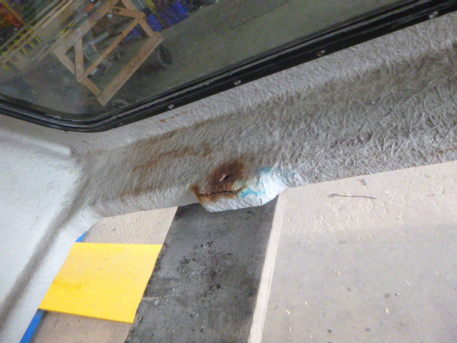 2009 - 2014 Ford F150 5'6 UX Ignot Silver Raider Truck Cap 9 2009 - 2014 Ford F150 5'6 UX Ignot Silver Raider Truck Cap - Image 9