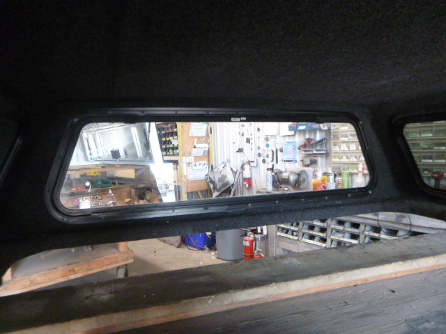 2019 - 2026 GMC Sierra 1500 6'6 GJI Grey Leer100XL Truck Cap 9 2019 - 2026 GMC Sierra 1500 6'6 GJI Grey Leer100XL Truck Cap - Image 9