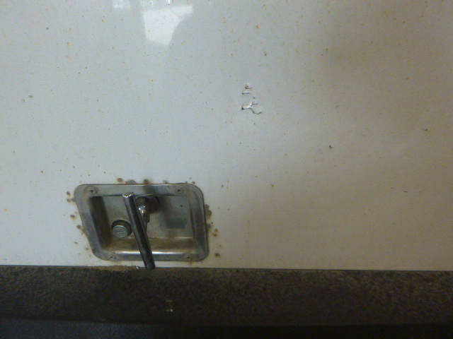 2020 - 2026 GMC Sierra or Chevrolet Silverado HD 2500/3500 6'9 White Swiss Contractor Truck Cap 5 2020 - 2026 GMC Sierra or Chevrolet Silverado HD 2500/3500 6'9 White Swiss Contractor Truck Cap - Image 5