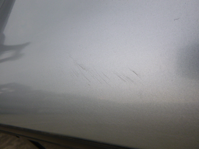 2014 - 2018 GMC Sierra or Chevrolet Silverado 6'6 GAN Silver Leer Legend Truck Cap - Image 7