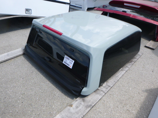 2022 - 2026 Ford Maverick 5' NE Cactus Grey Leer 180XL Truck Cap - Image 3