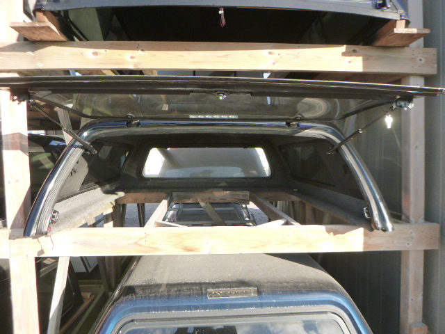 2002 - 2008 Dodge Ram 6'4 PX8 Black Leer100XL Truck Cap - Image 4