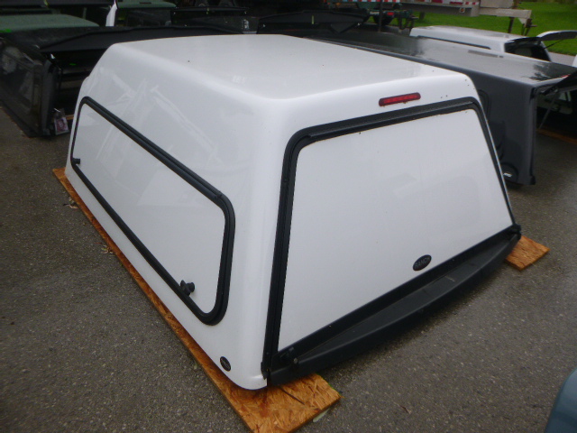 2009 - 2018 Dodge Ram 6'4 CREW Cab PW7 White Ranch XD Series Truck Cap 3 2009 - 2018 Dodge Ram 6'4 CREW Cab PW7 White Ranch XD Series Truck Cap - Image 3