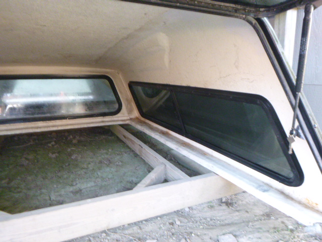 2015 - 2020 Ford F150 6'6 E2 Magma Red Fibrobec High Rise Truck Cap 7 2015 - 2020 Ford F150 6'6 E2 Magma Red Fibrobec High Rise Truck Cap - Image 7