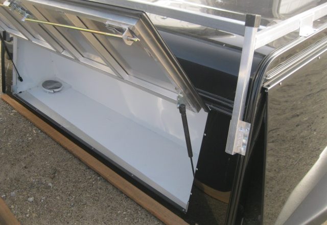 2023 - 2026 Ford Superduty F250/350/450 6'9 New Black Swiss Contractor Truck Cap 5 2023 - 2026 Ford Superduty F250/350/450 6'9 New Black Swiss Contractor Truck Cap - Image 5