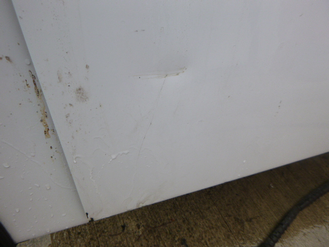 2015 - 2022 Chevrolet Colorado or GMC Canyon 6'2 White ARE Contractor Truck Cap 6 2015 - 2022 Chevrolet Colorado or GMC Canyon 6'2 White ARE Contractor Truck Cap - Image 6