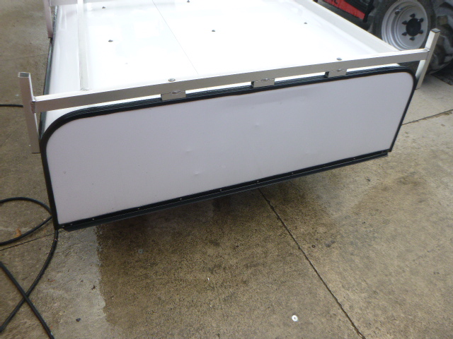 2015 - 2022 Chevrolet Colorado or GMC Canyon 6'2 White ARE Contractor Truck Cap 7 2015 - 2022 Chevrolet Colorado or GMC Canyon 6'2 White ARE Contractor Truck Cap - Image 7