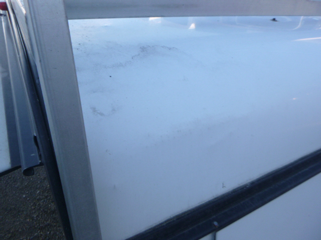 2017 - 2022 Ford Superduty F250/350/450 6'9 White Leer High rise Contractor Truck Cap 9 2017 - 2022 Ford Superduty F250/350/450 6'9 White Leer High rise Contractor Truck Cap - Image 9