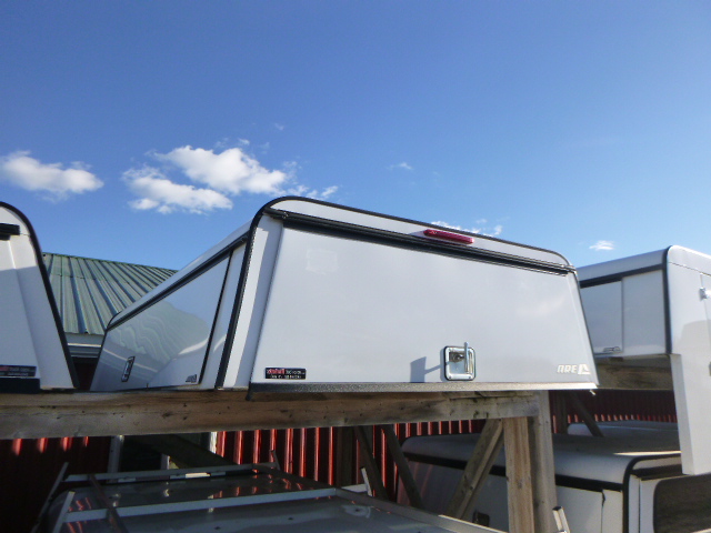 2020 - 2026 GMC Sierra or Chevrolet Silverado 8' HD 2500/3500 White ARE Contractor Truck Cap 3 2020 - 2026 GMC Sierra or Chevrolet Silverado 8' HD 2500/3500 White ARE Contractor Truck Cap - Image 3