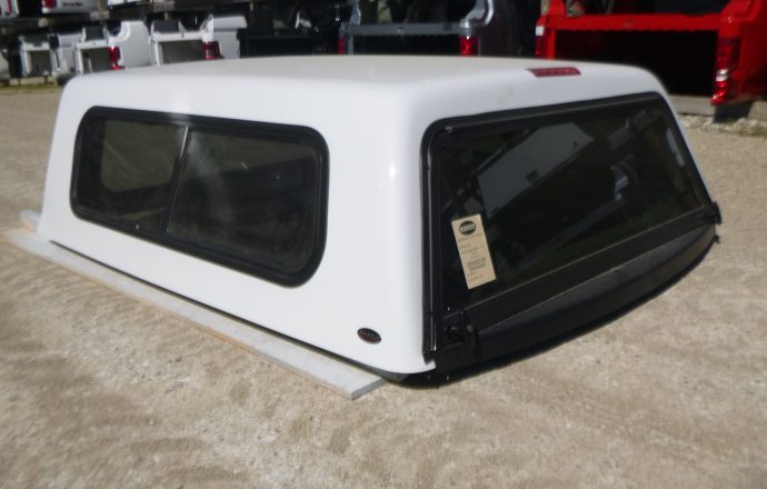 2020 - 2026 Chevrolet Silverado HD 2500/3500 6'9 GAZ White Ranch Echo Truck Cap 3 2020 - 2026 Chevrolet Silverado HD 2500/3500 6'9 GAZ White Ranch Echo Truck Cap - Image 3