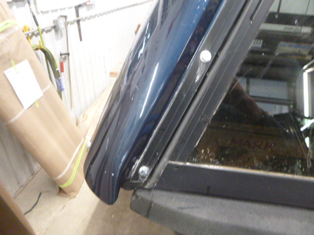 2020 - 2026 Chevrolet Silverado HD 2500/3500 8' 619D GAO Some Kinda Blue ARE Truck Cap 7 2020 - 2026 Chevrolet Silverado HD 2500/3500 8' 619D GAO Some Kinda Blue ARE Truck Cap - Image 7