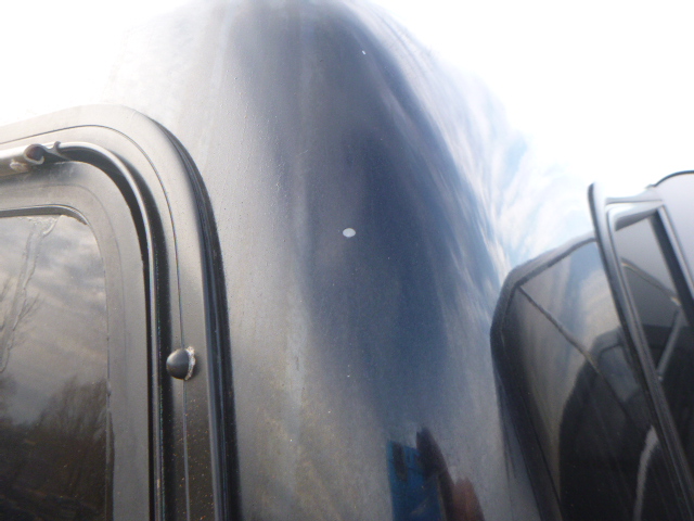 2009 - 2018 Dodge Ram 6'4 Black Ranch Truck Cap 7 2009 - 2018 Dodge Ram 6'4 Black Ranch Truck Cap - Image 7