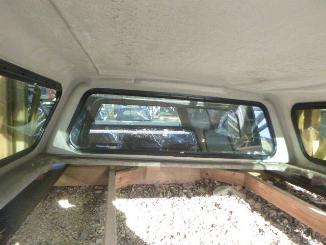 2016 - 2024 Nissan Titan 6'6 KAD Gun Metallic Leer100R Truck Cap 5 2016 - 2024 Nissan Titan 6'6 KAD Gun Metallic Leer100R Truck Cap - Image 5