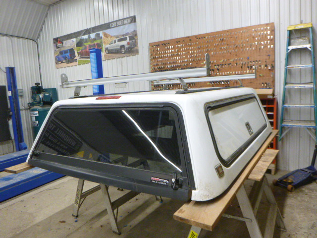 2014 - 2018 GMC Sierra or Chevrolet Silverado 6'6 50 Olympic White Century Truck Cap 3 2014 - 2018 GMC Sierra or Chevrolet Silverado 6'6 50 Olympic White Century Truck Cap - Image 3