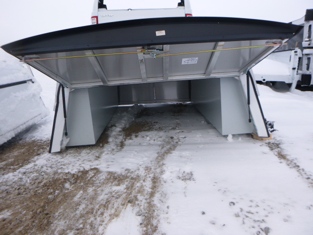 2009 - 2026 Dodge Ram 6'4 White Swiss Contractor Truck Cap 4 2009 - 2026 Dodge Ram 6'4 White Swiss Contractor Truck Cap - Image 4