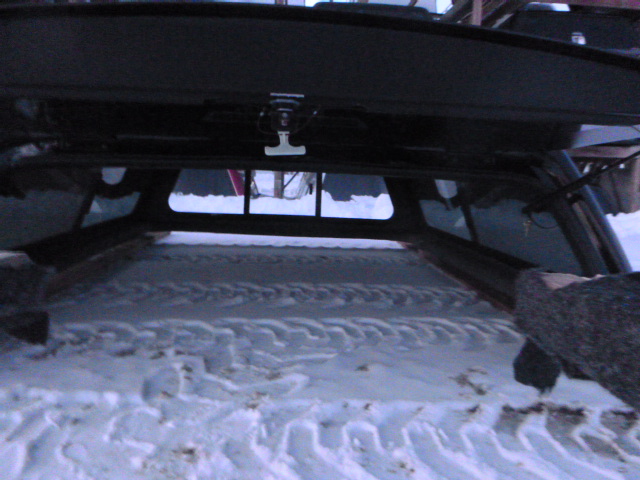 2019 - 2026 Dodge Ram 6'4 New Body Style PXJ Diamond Black Leer100XR Truck Cap 4 2019 - 2026 Dodge Ram 6'4 New Body Style PXJ Diamond Black Leer100XR Truck Cap - Image 4