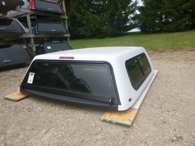 2024 - 2026 GMC Canyon 5'2 GAZ White Ranch Echo Truck Cap - Image 3