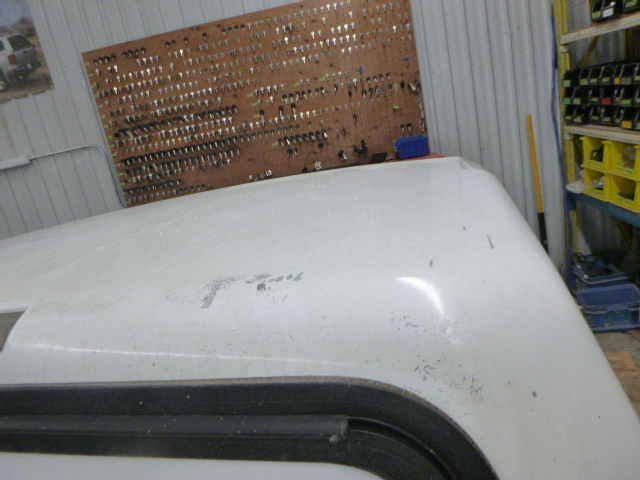 2014 - 2018 GMC Sierra or Chevrolet Silverado 6'6 White Fibrobec Highrise Truck Cap 5 2014 - 2018 GMC Sierra or Chevrolet Silverado 6'6 White Fibrobec Highrise Truck Cap - Image 5