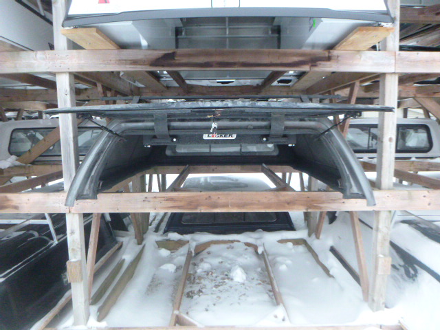 2009 - 2014 Ford F150 6'6 UJ Sterling Grey Leer100XQ Truck Cap 5 2009 - 2014 Ford F150 6'6 UJ Sterling Grey Leer100XQ Truck Cap - Image 5