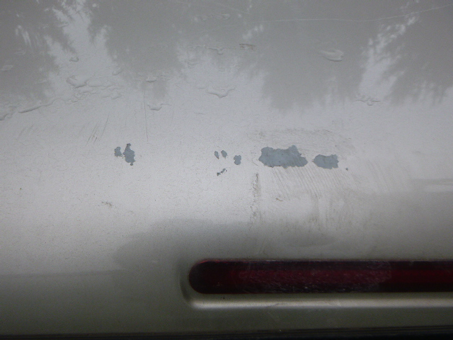 2004 - 2006 GMC Sierra or Chevrolet Silverado 5'8 Silver Truck Cap 5 2004 - 2006 GMC Sierra or Chevrolet Silverado 5'8 Silver Truck Cap - Image 5